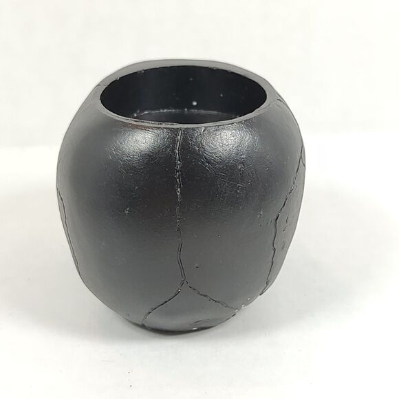 Black Resin Tea Light Candle Votive Holder Skull Bones Head Holiday Seasonal New - Picture 5 of 9